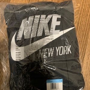 Black nike men’s hoodie
